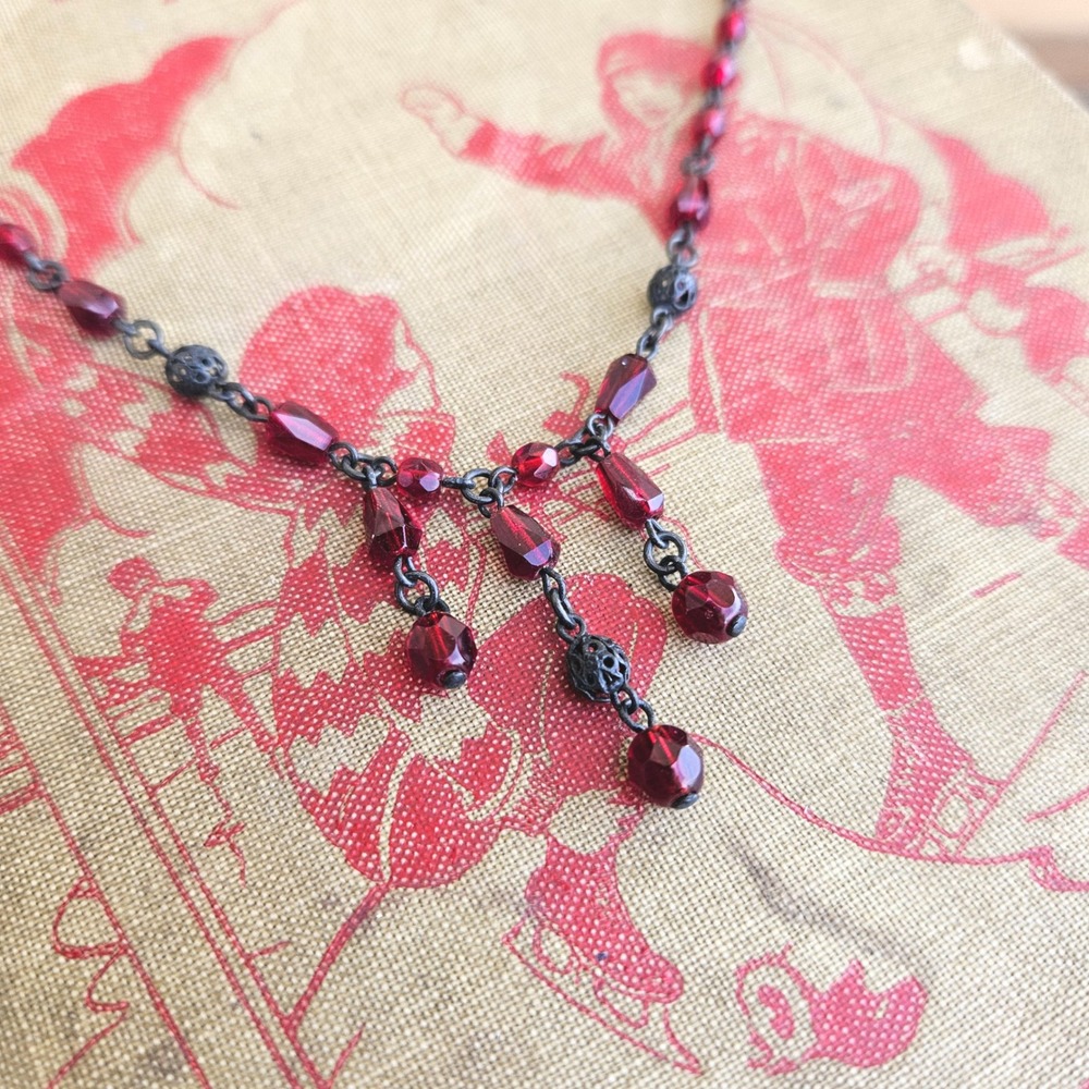 Vintage Style Red Faceted Glass Bead Drop Fringe Necklace Gunmetal Filigree